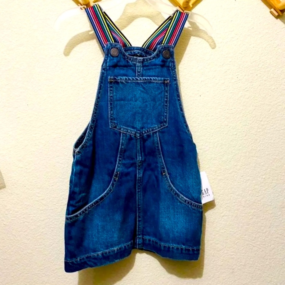 NWT Gap kids demin jumper overalls in xs